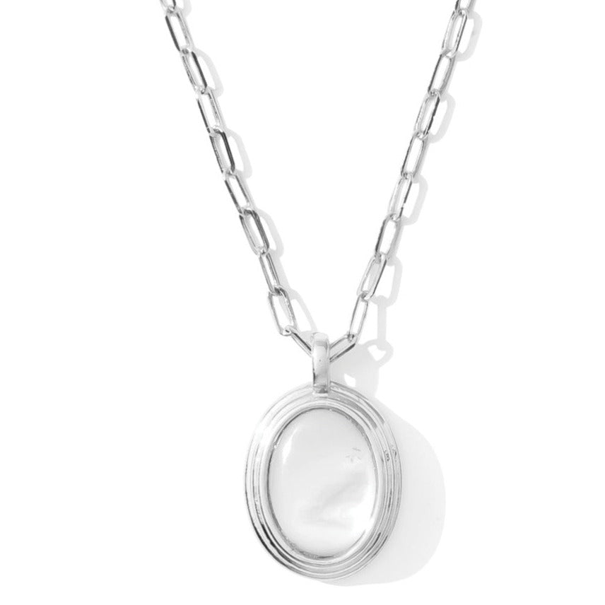 Mother of Pearl Oval Pendant Necklace