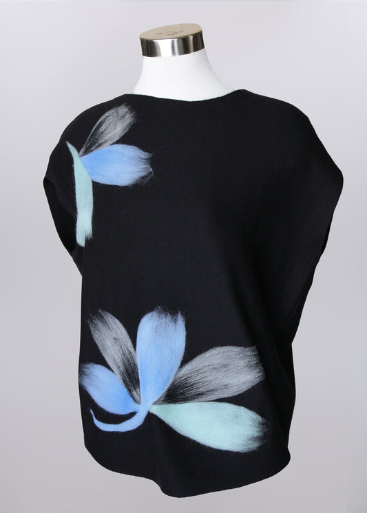 Blue Flower Sleeveless Pullover