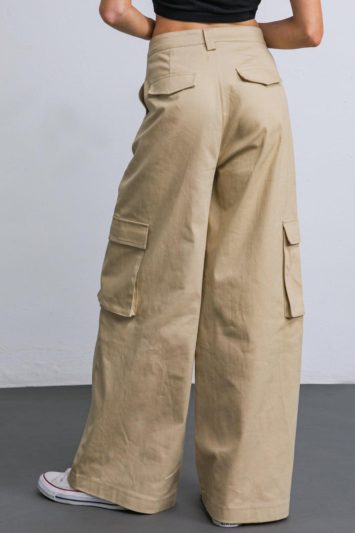Adorable Posh Woven Cargo Pants from KADOU Boutique