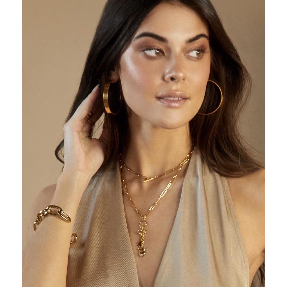 Carrie Flat Hoops from KADOU Boutique