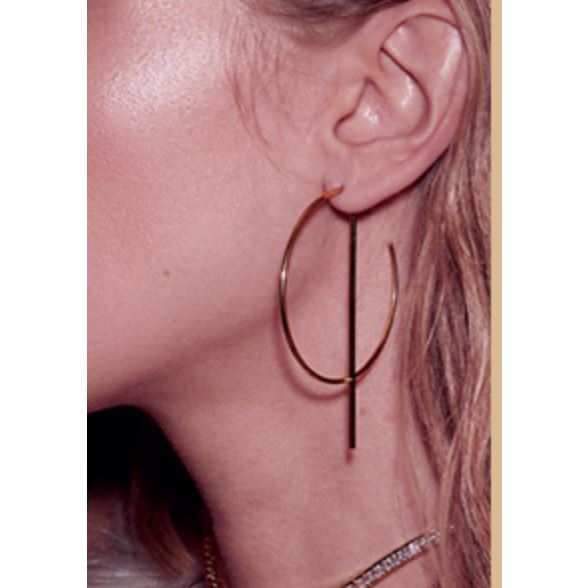 Danielle Hoops from KADOU Boutique
