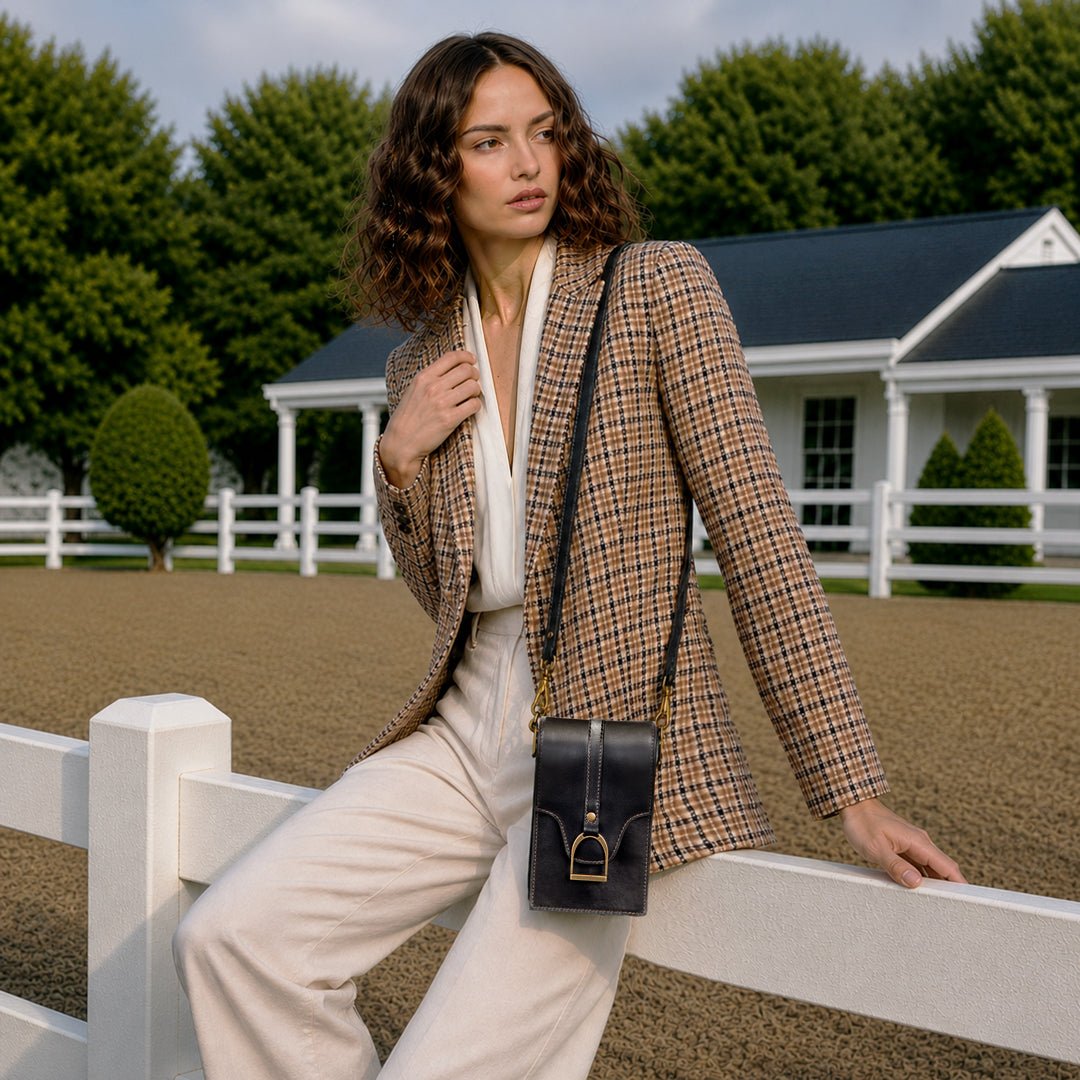 Devon Deluxe Phone Bag - Luxury Leather Handbag in Black