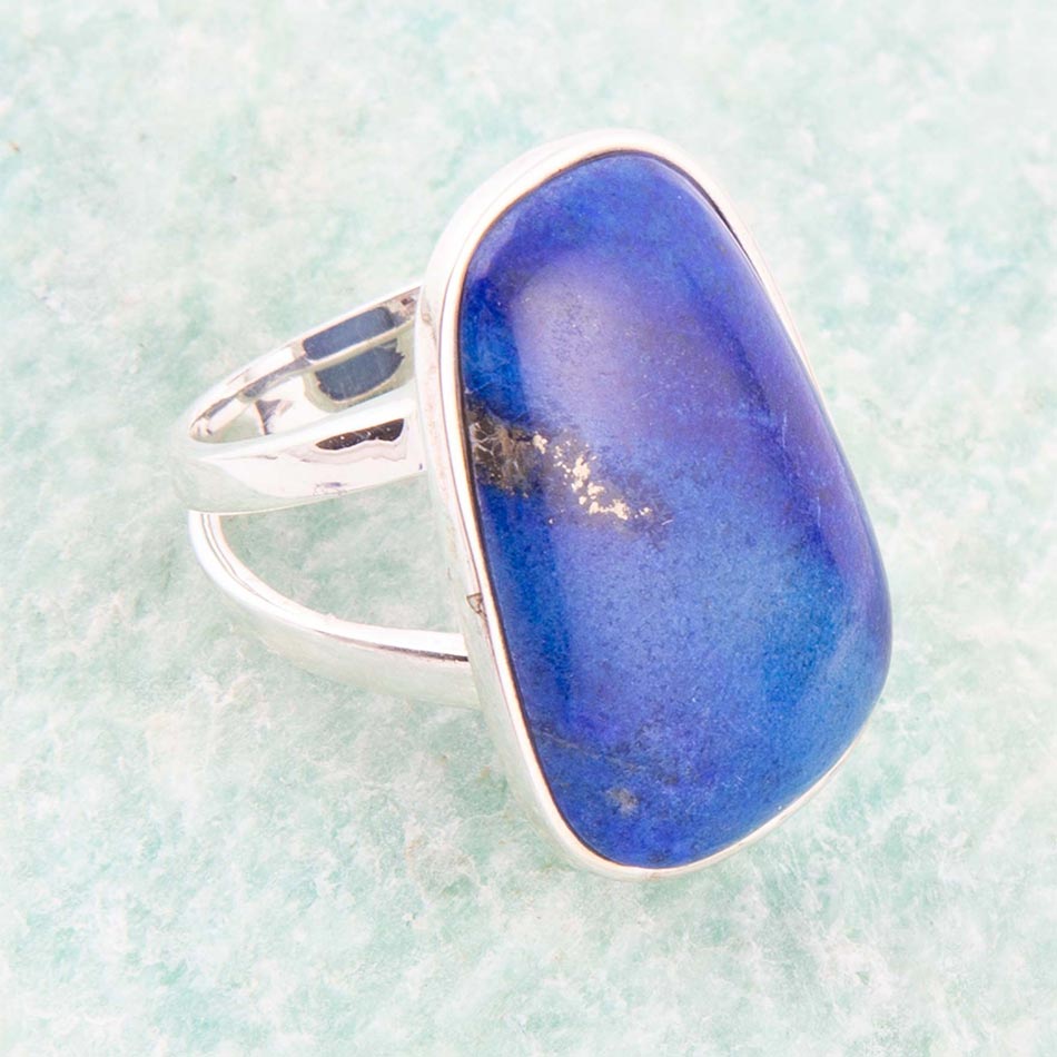 High Class Blue Lapis Sterling Silver Ring from KADOU Boutique