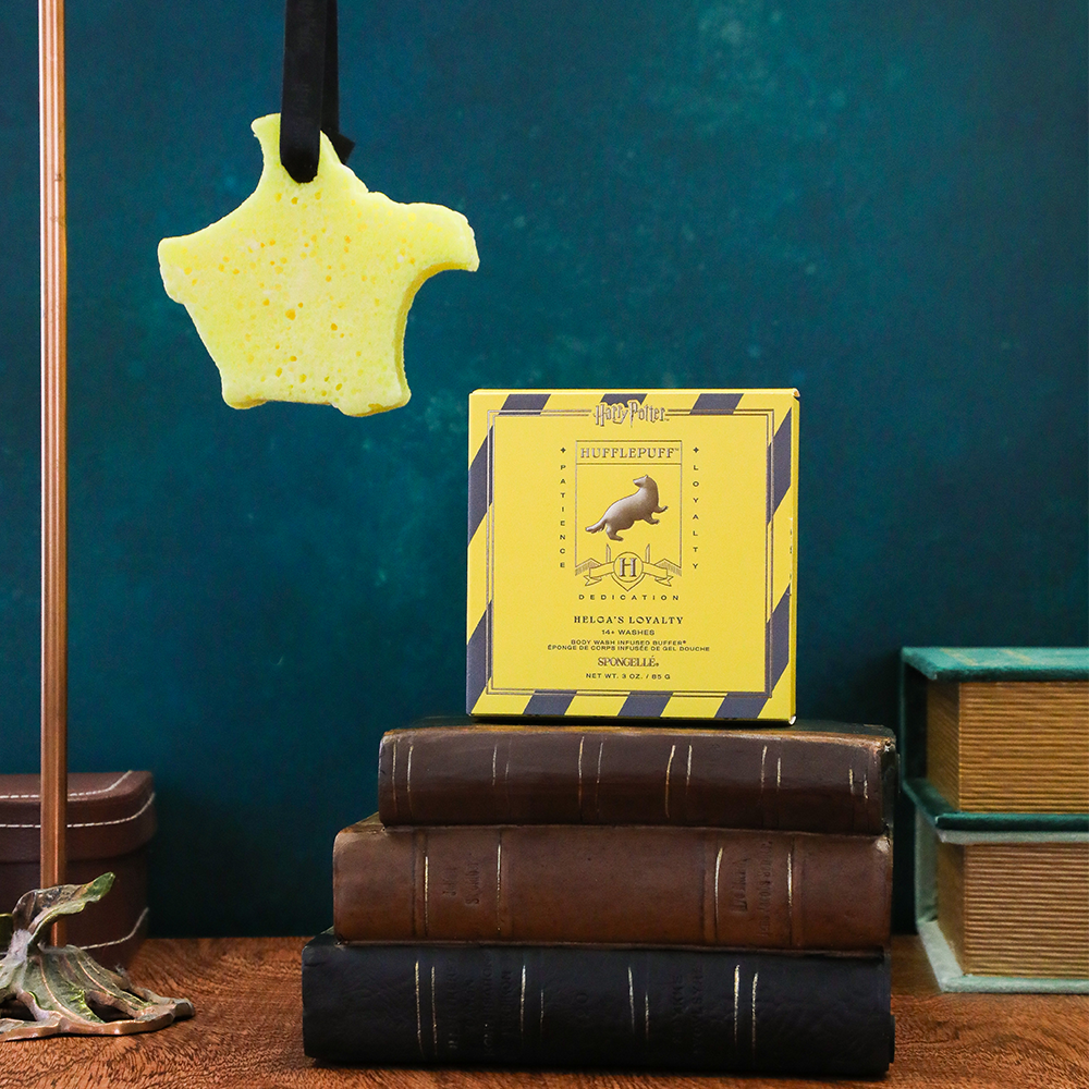 Hufflepuff™ Helga's Loyalty Buffer | Harry Potter™ Collection from KADOU Boutique