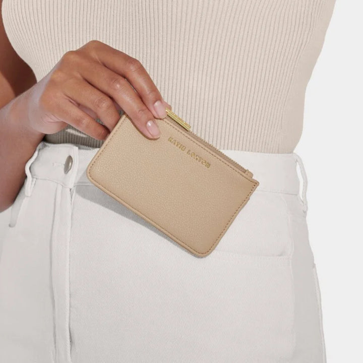 Hana Cardholder