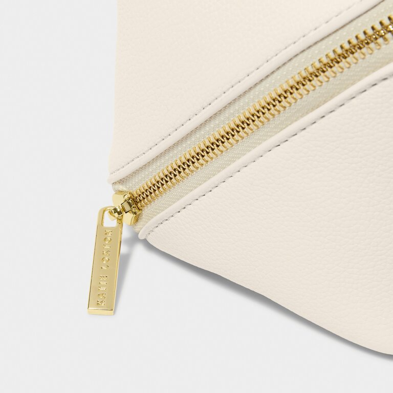 Medium Make Up/Wash Bag