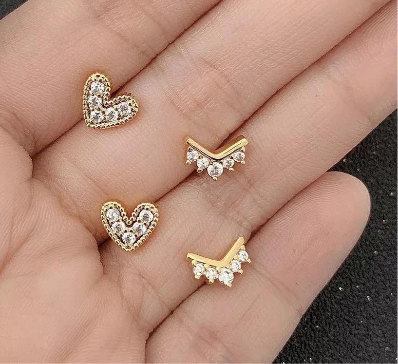 Nia Pave Heart Studs from KADOU Boutique