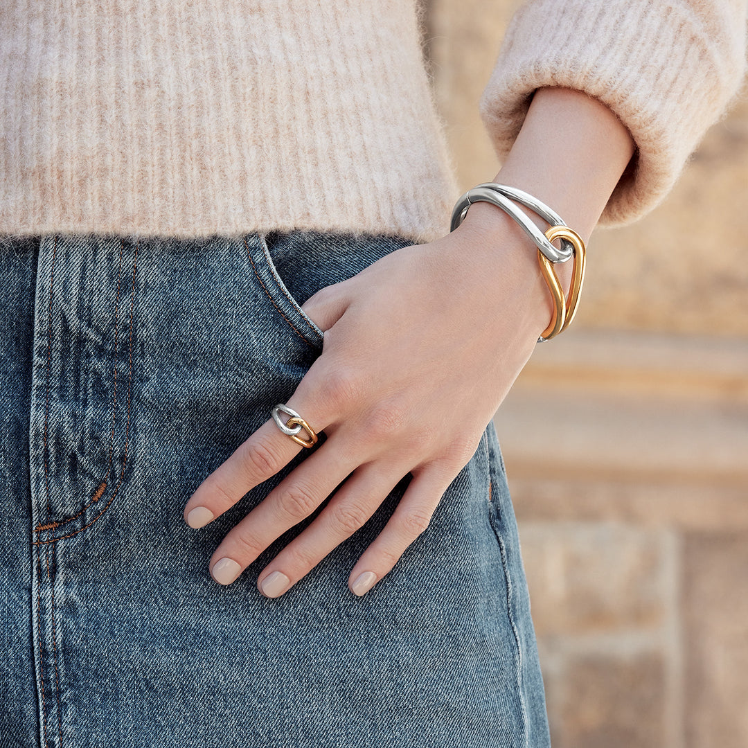 Brighton Interlok Curve Two Tone Ring