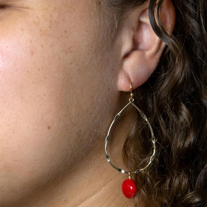 Scarsdale Red Shell Pearl Golden Drop Earrings