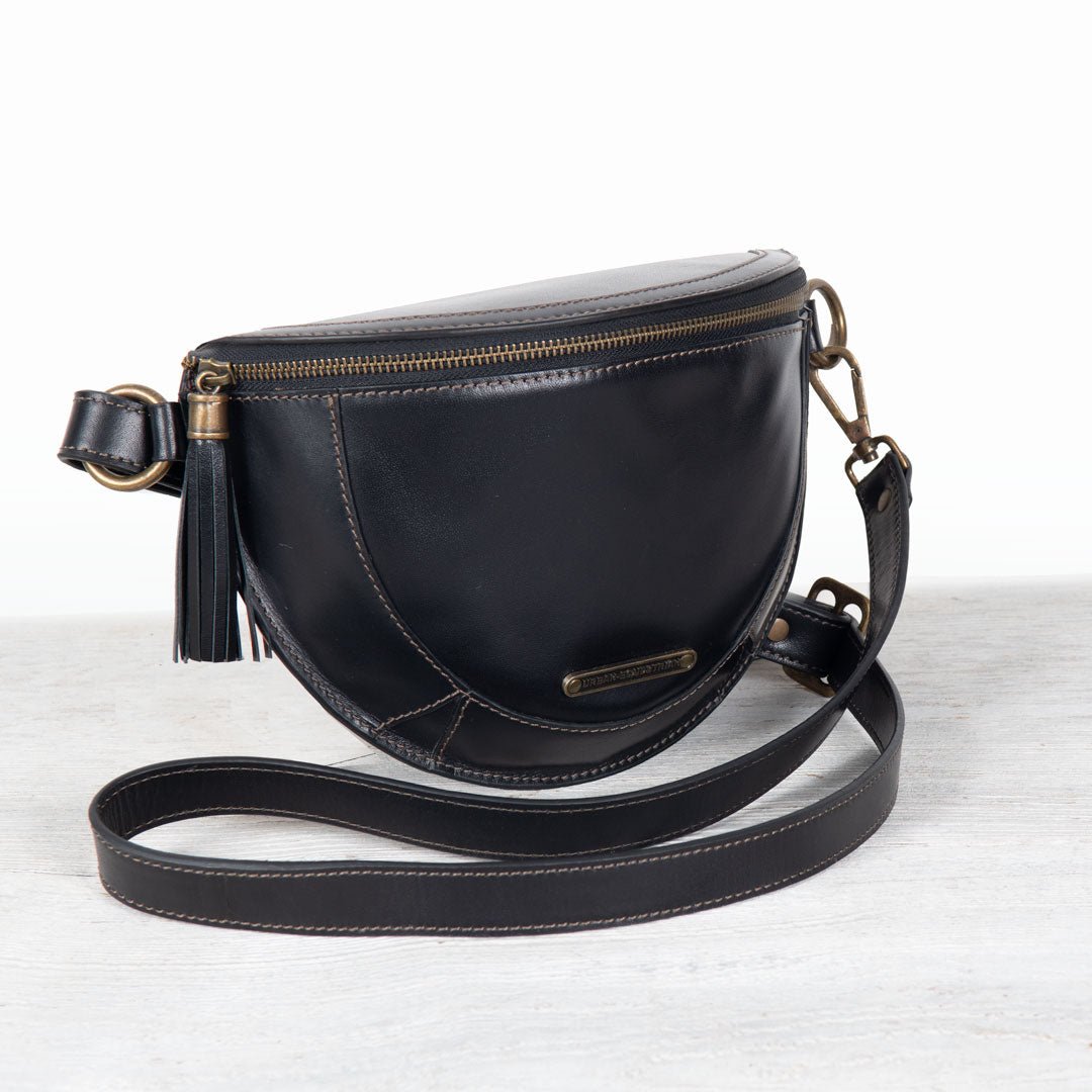 Sonoma Sling Bag in Black